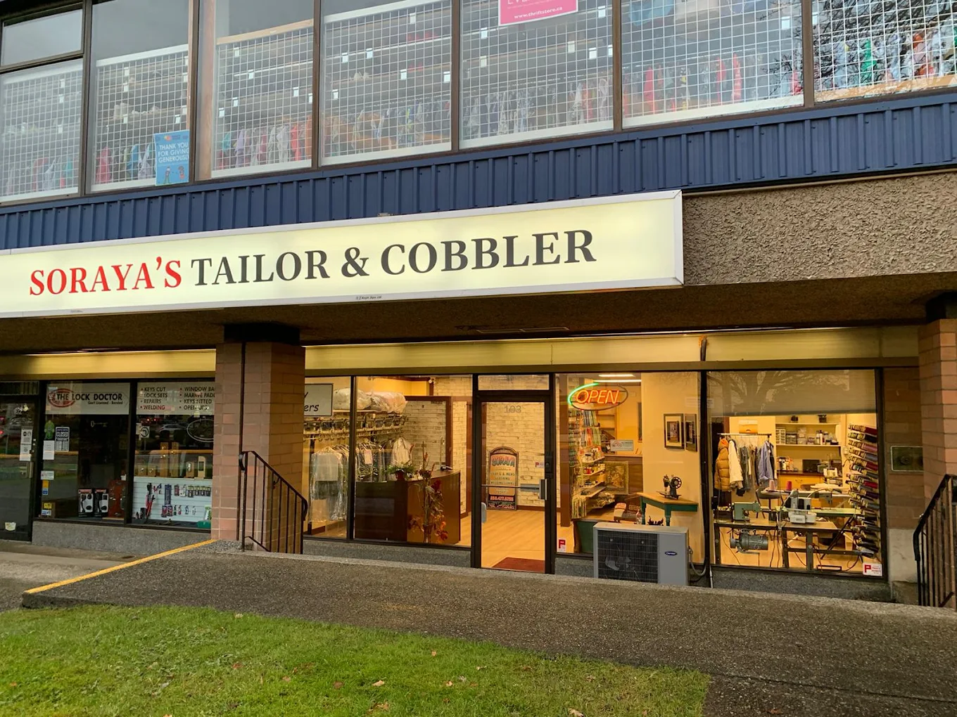 Soraya's Shoe Repair Services